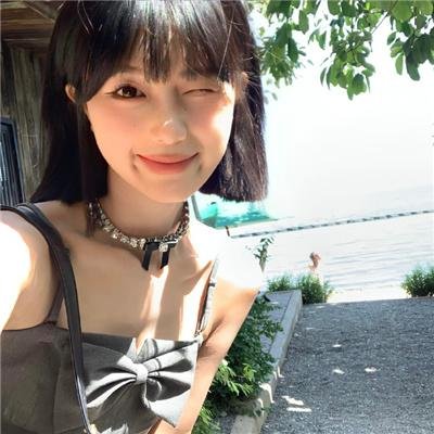 月球裸露
